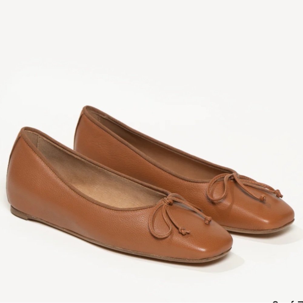 M. Gemi Tan Leather Ballet Flats